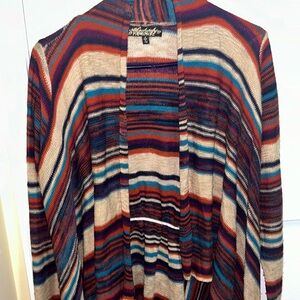 🦋 Muticolor Striped Cardigan 5/25$